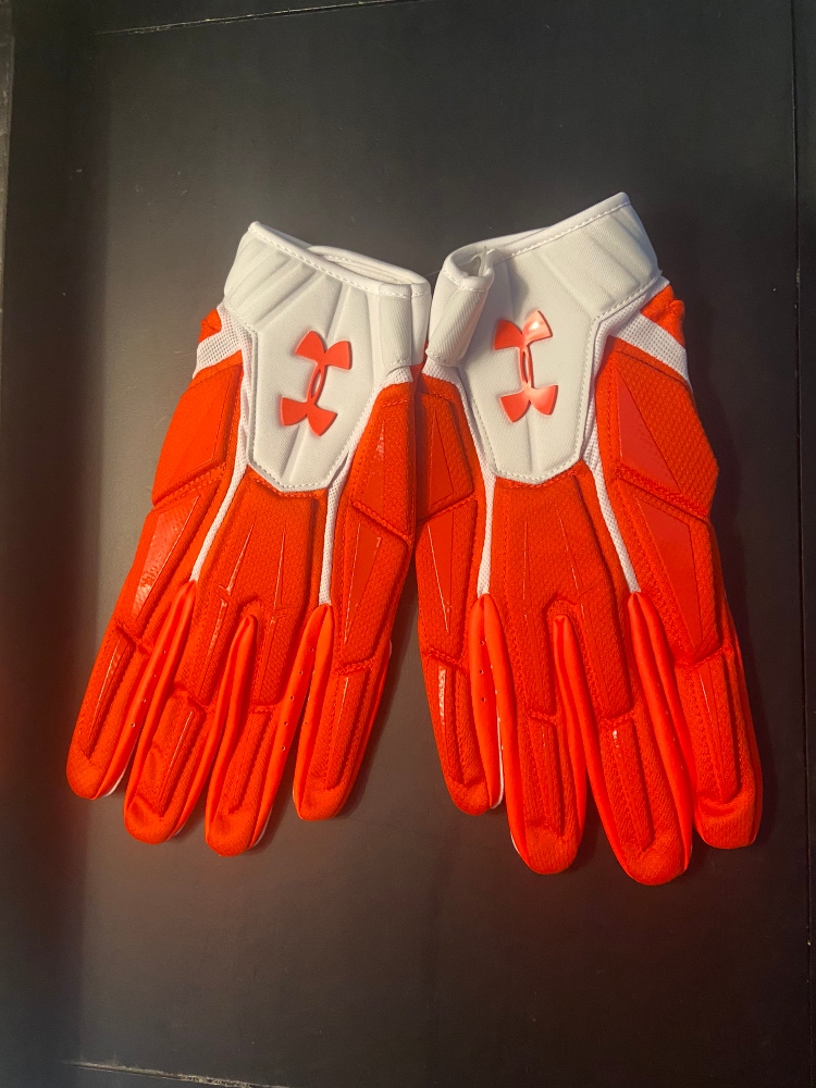 NEW Under Armour Highlight Football Gloves Orange 4XL