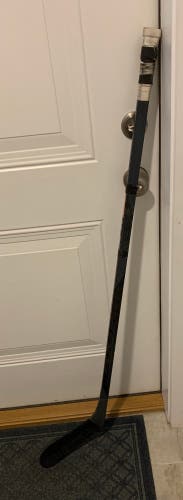 $200 —> Junior 100% 18k Carbon CHS Hockey Stick 30-flex P28 Blade
