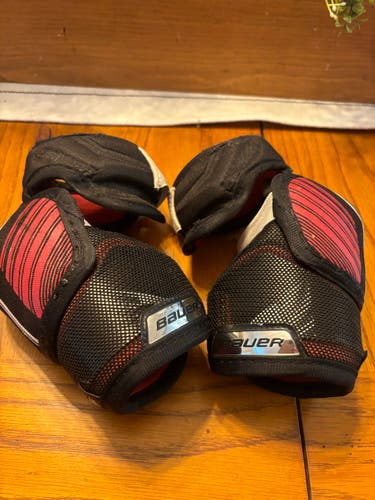 Junior Used Small Bauer NSX Elbow Pads