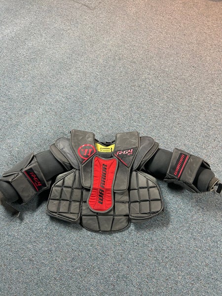 Warrior rg4 chest protector Senior Medium
