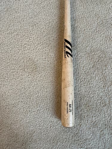 Wood (-3) 28 oz 31" M-71 1 Bat