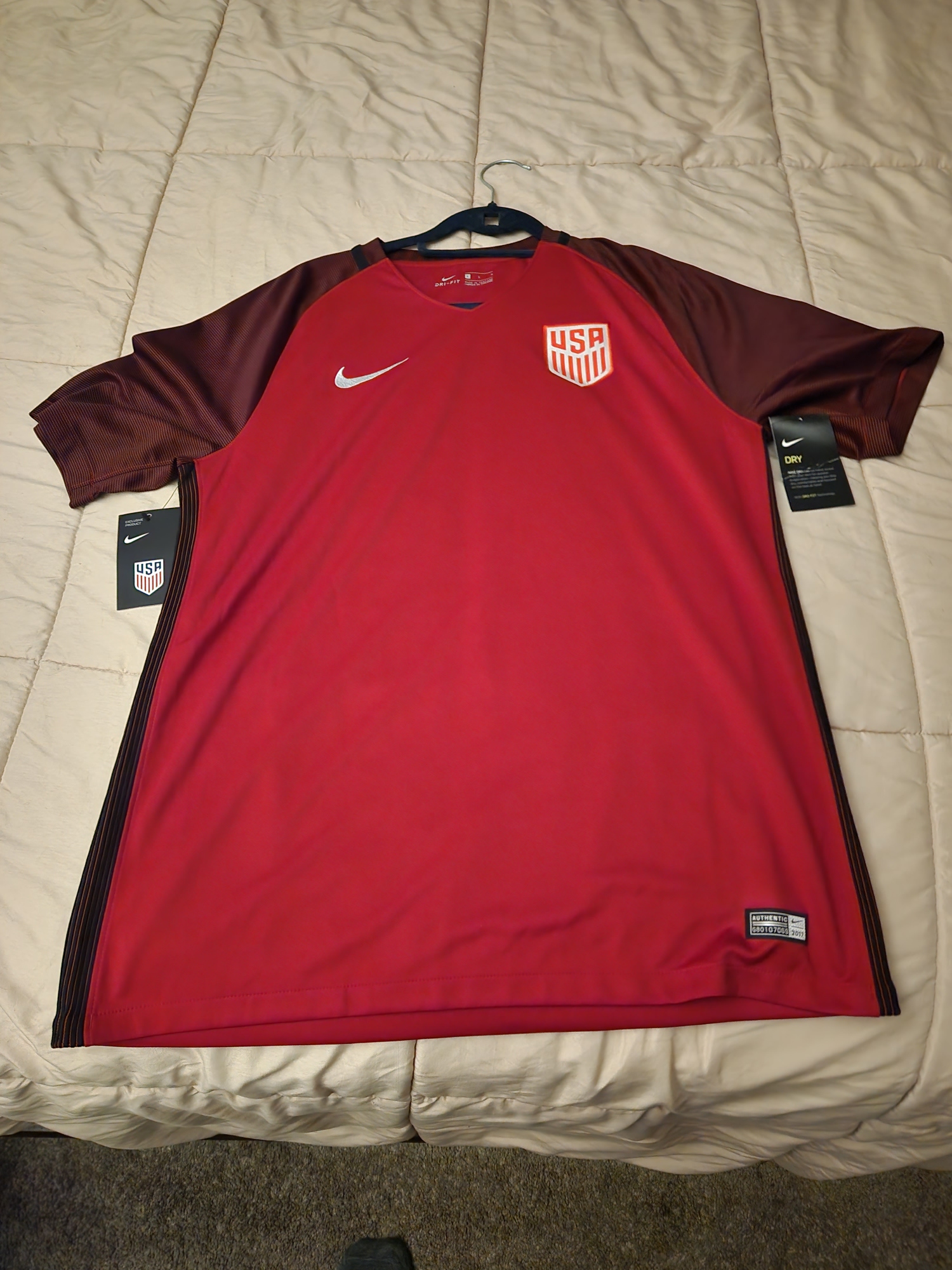 Nike aeroswift USA nationals soccer team 2017 jersey