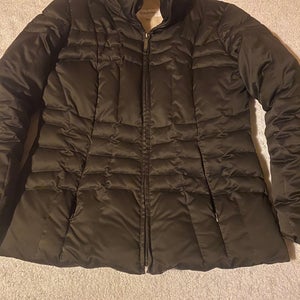 Calvin Klein Women’s Medium Fleece Lined Puffer Jacket