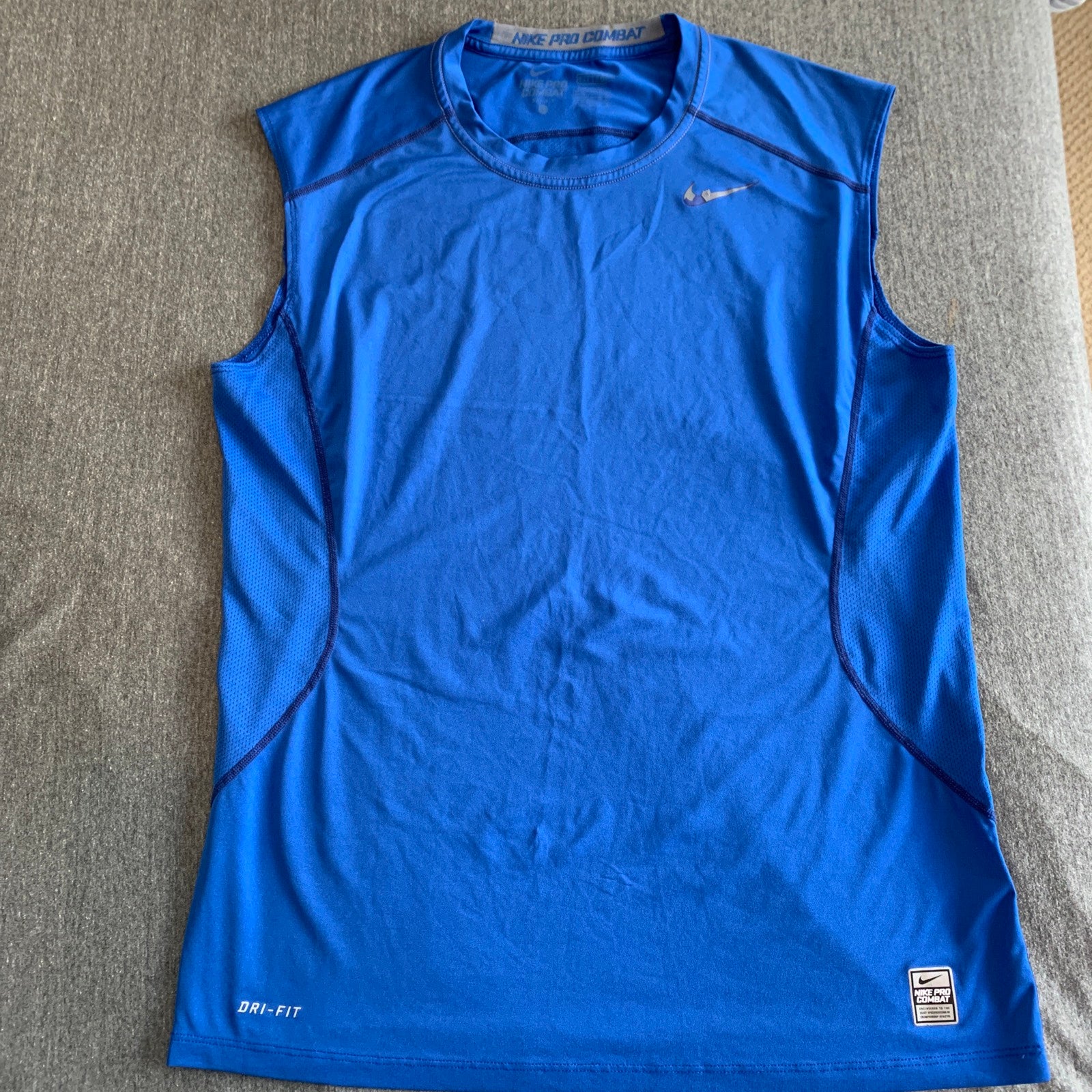 Nike Pro Combat Compression Shirt Mens Size Medium Blue Sleeveless Tank Top