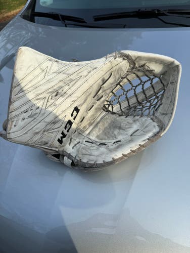 CCM Eflex 4 Pro Glove