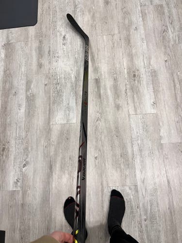 New Left Hand P28  Vapor Hyperlite 2 Hockey Stick