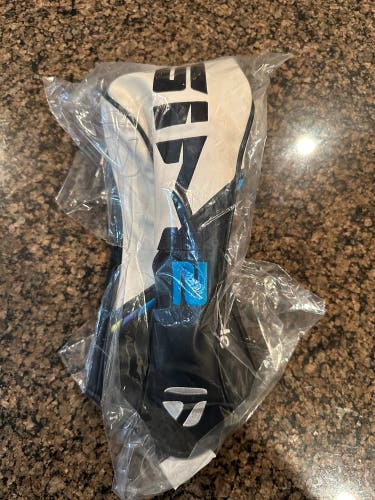 SIM 2 Driver Headcover