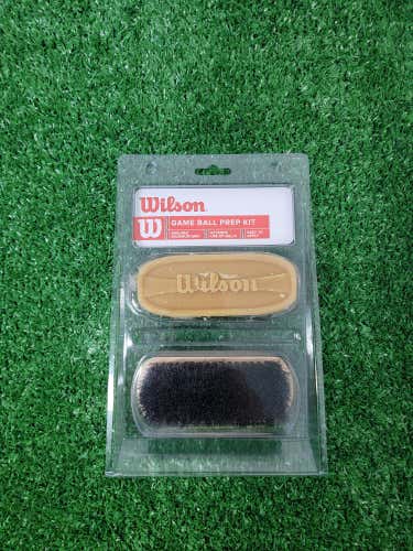 Wilson Football Tack Bar + Brush Kit - Football