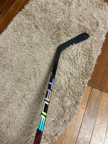 New Right Handed P92 Hzrdus PX Hockey Stick