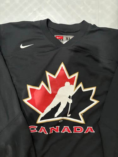 Black Used XL Men's Nike Jersey