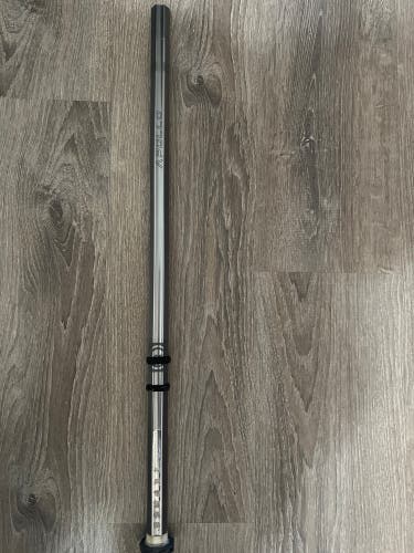 2021 Maverik Apollo Lacrosse Shaft