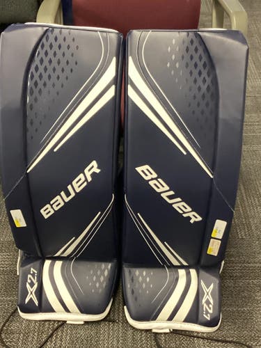 New Small Bauer Vapor X2.7 Goalie Leg Pads