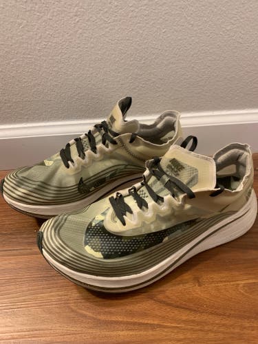 Nike Air Zoom Fly SP Olive/Camo racing shoes