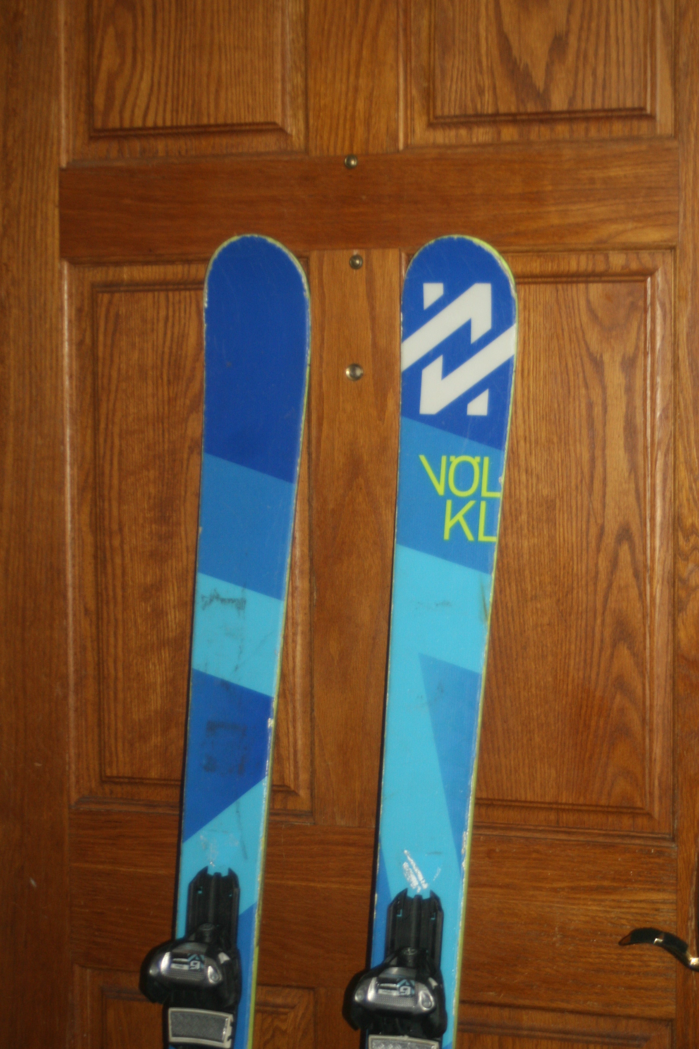 正規逆輸入品 【美品】 VOLKL Kink 171cm ツインチップ - スキー