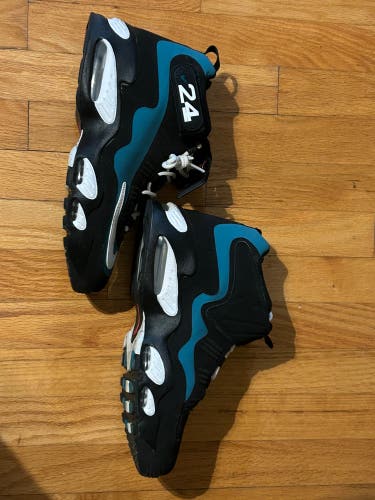 Nike Air Ken Griffey size 10.5