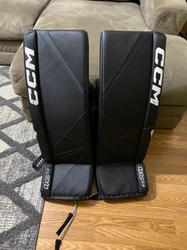 34" CCM Axis 2.9 Goalie Leg Pads