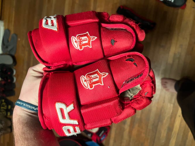 Bauer 13" Pro Stock Nexus 2N Gloves