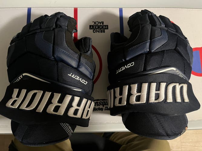 Used Warrior 13"  QR Edge Gloves
