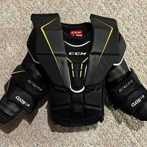 New CCM Axis 1.5 Goalie Chest & Arm Protector - Size Jr L/XL