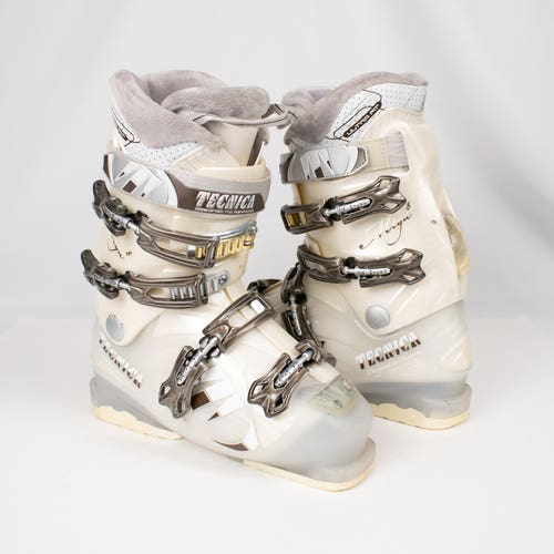 Used Women's Tecnica All Mountain Mega Attiva +8 Ski Boots Soft Flex