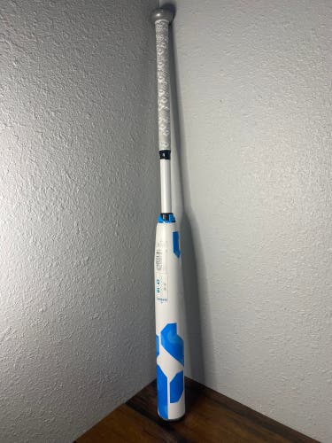 2023 DeMarini CF 32/22 (-10) Fastpitch Softball Bat