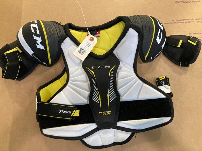 Junior Used Small CCM Vector Plus Shoulder Pads