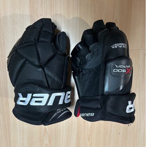Bauer 13"  Vapor X900 Lite Gloves
