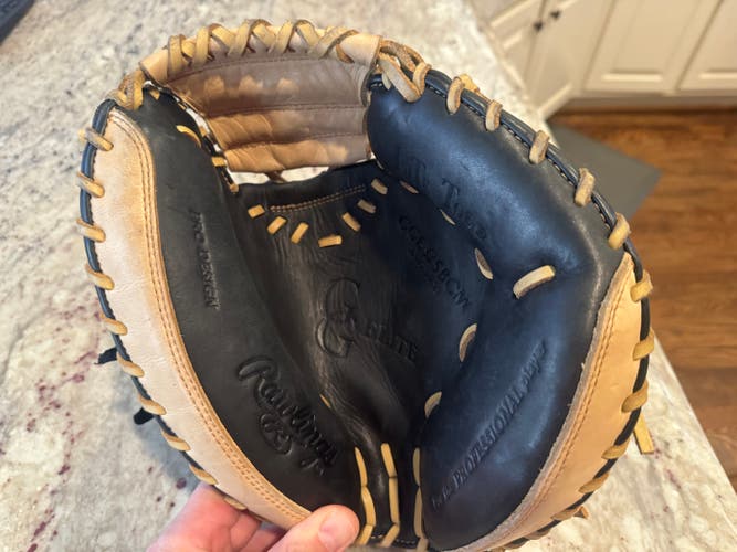 Rawlings Catcher's Gold Glove Elite Mitt - 32.5"