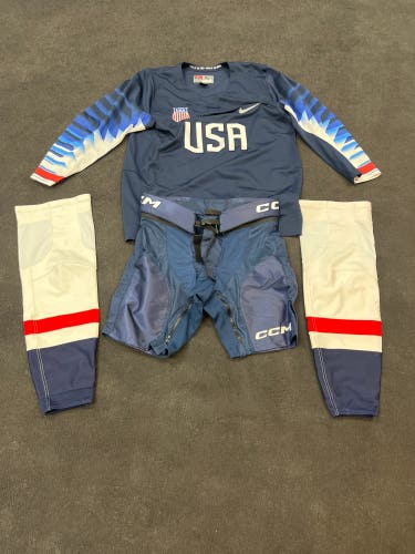 USA hockey jersey with shell and socks