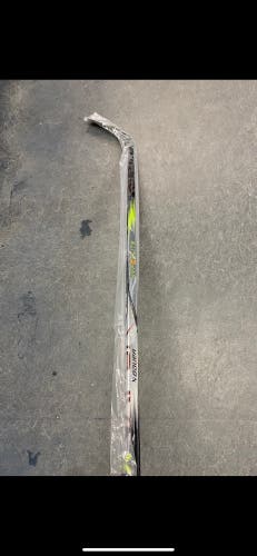 Used Right Handed P92  Vapor Hyperlite 2 Hockey Stick