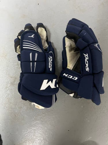 Used CCM 15"  Tacks 3092 Gloves