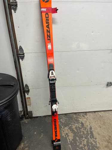 Blizzard firebird 180cm/18.5m radius race skis