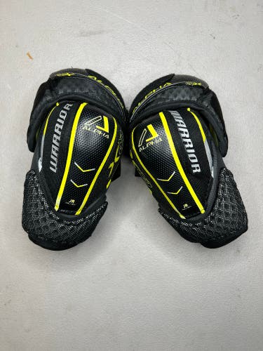 C2-1 Junior Used Small Warrior Alpha QX Elbow Pads Retail