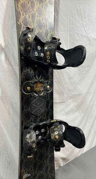 RARE B By Burton Alpha 151cm Snakeskin Snowboard Matching