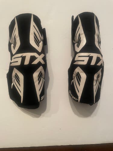 Used Medium STX Stinger Arm Pads
