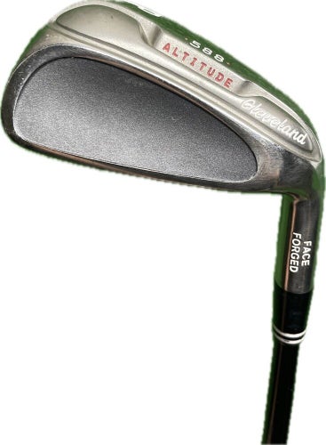 Ladies Cleveland Altitude 588 Pitching Wedge Action Ultralite 50 Graphite RH 35”