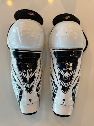 NHL CCM 9” youth shin pads - LTP learn to play