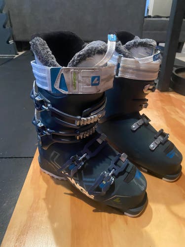 Women's Lange Ski Boots