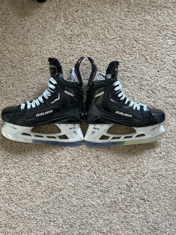 Used Bauer  6 Supreme Mach Hockey Skates