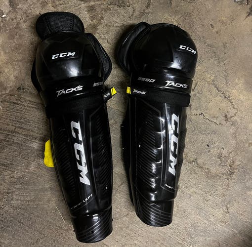 CCM Tacks 9550 Shin Guards