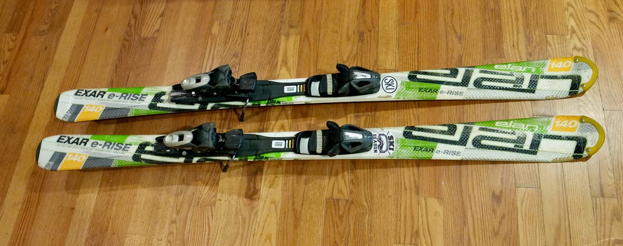 Used Junior's Elan Exar e-Rise Skis 140 cm With Bindings Max Din 10