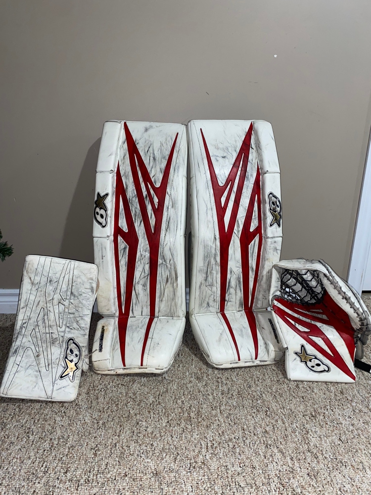 Goalie pads and Gloves