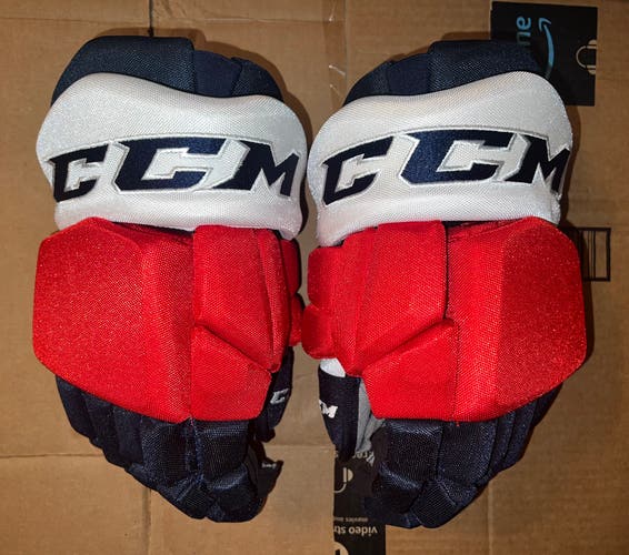 AHL Rochester Americans CCM HGTKPP Gloves 13”