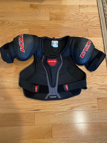 Senior Used Extra Large CCM rbz 110 Shoulder Pads