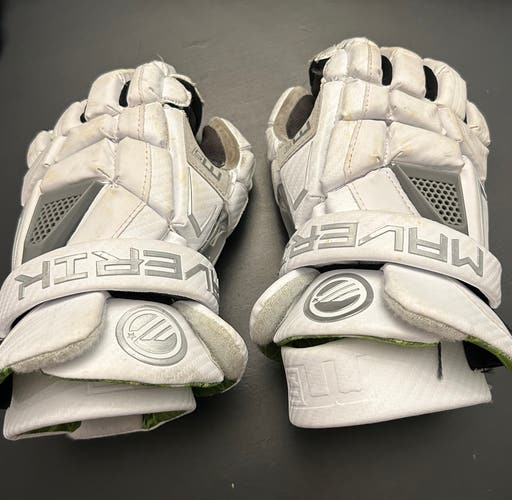 Used  Maverik Large M5 Lacrosse Gloves