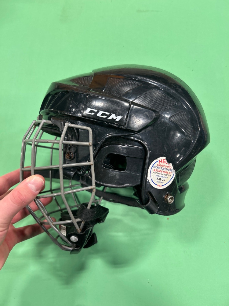 Used CCM 50 Hockey Helmet (Size: Medium)