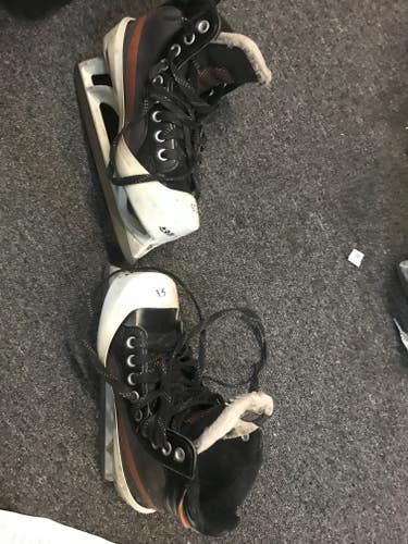 Used Bauer Performance Hockey Goalie Skates Regular Width Size 3.5
