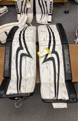 Vaughn PRO V ELITE Used White Intermediate 30" + 2" Goalie Leg Pads