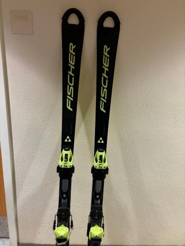 Rarely Used 2023 Fischer SL 165 cm 2393 Europa Cup Model With Bindings