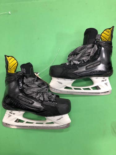 Used Bauer Supreme MX3 Hockey Skates EE (Extra Wide) 3.5 - Junior